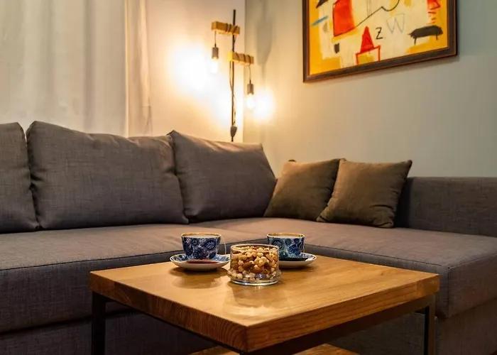 Nana's * نوفي ساد