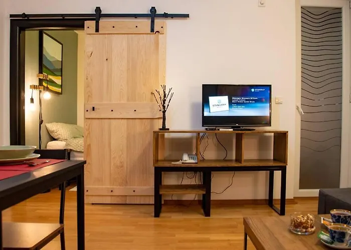 شقة Nana's نوفي ساد